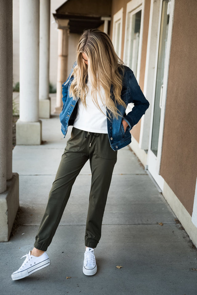 Mid-weight Joggers in Moss Green